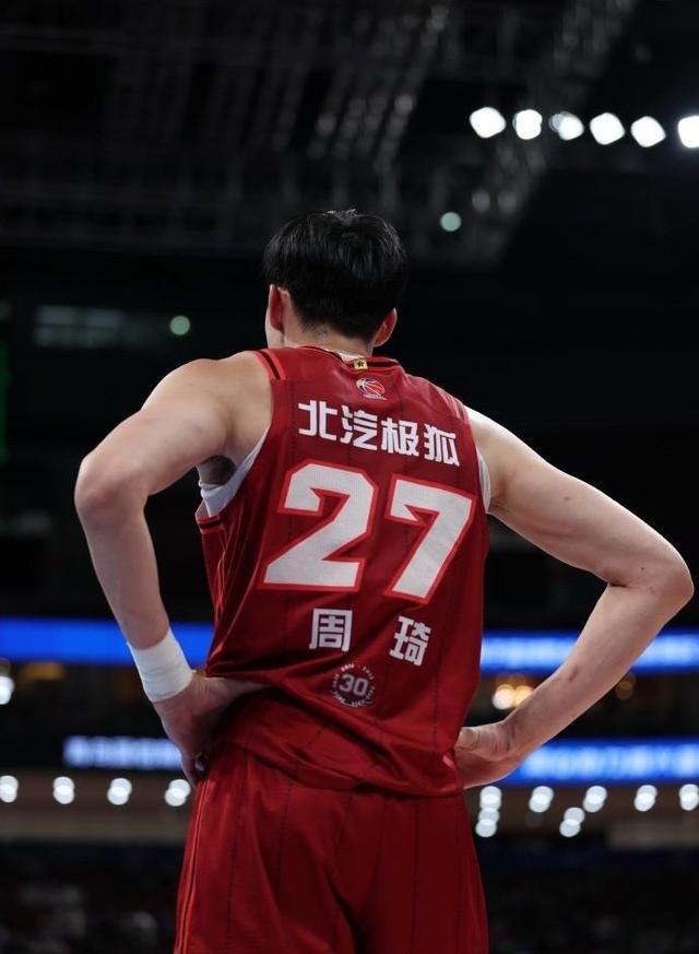 包含周琦15分首钢惜败广厦姜伟泽16分吉林胜福建的词条