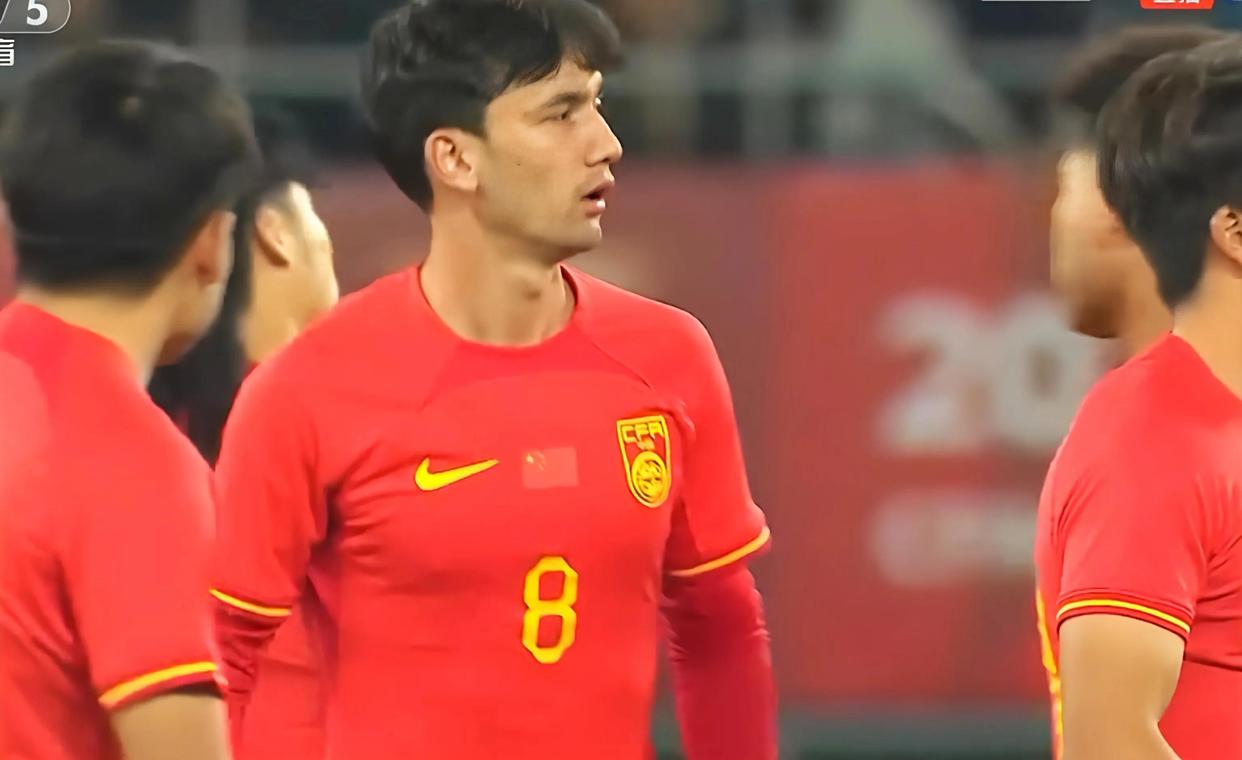 国足U16梦幻开局，1-1战平乌兹别克斯坦，“非裔”球员表现抢眼