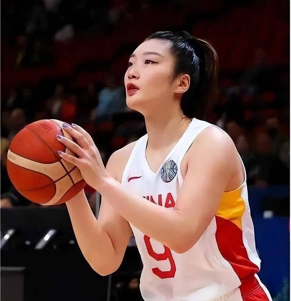 中欧体育app-关于22年女篮世界杯回顾：李梦23分，中国胜法国进入半决赛的信息